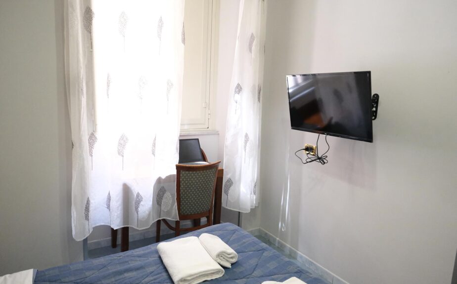 gialel-andromeda-camera-tripla-con-bagno-privato-010