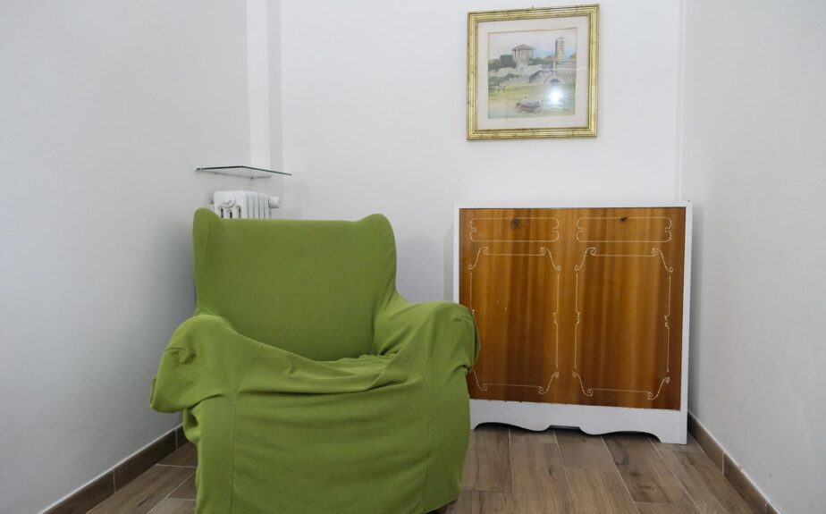 gialel-camera-doppia-con-bagno-in-comune-005