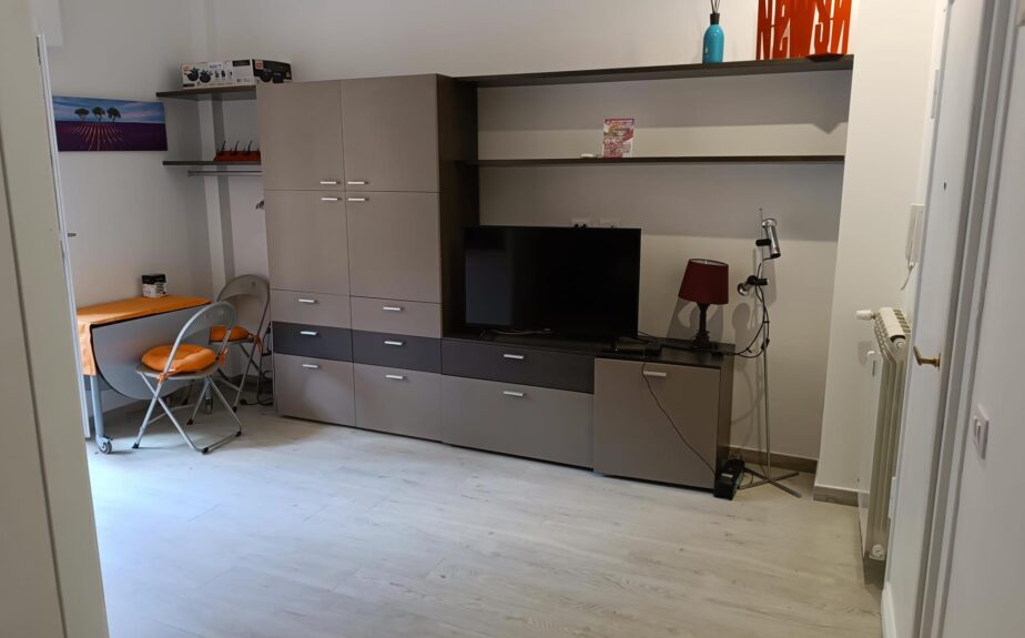 gialel-vatican-tiny-house-005